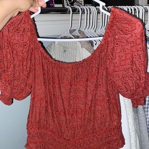 American Eagle Red off the shoulder optional shirt (size medium)